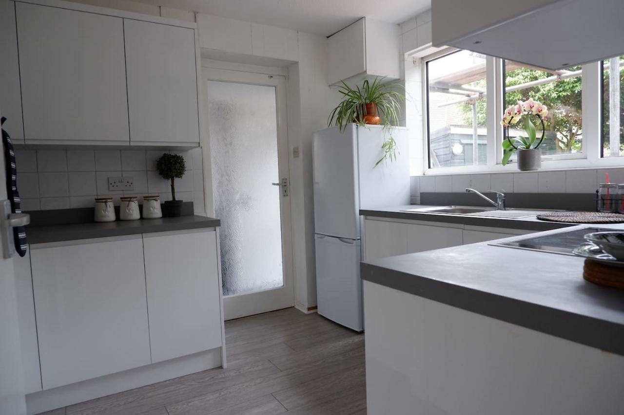 Idyllic 3-Bed House. 5-Min From Channel Tunnel Vila Folkestone Exterior foto